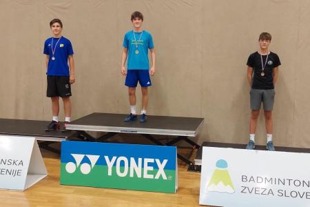 BT amaterji do 35 let s